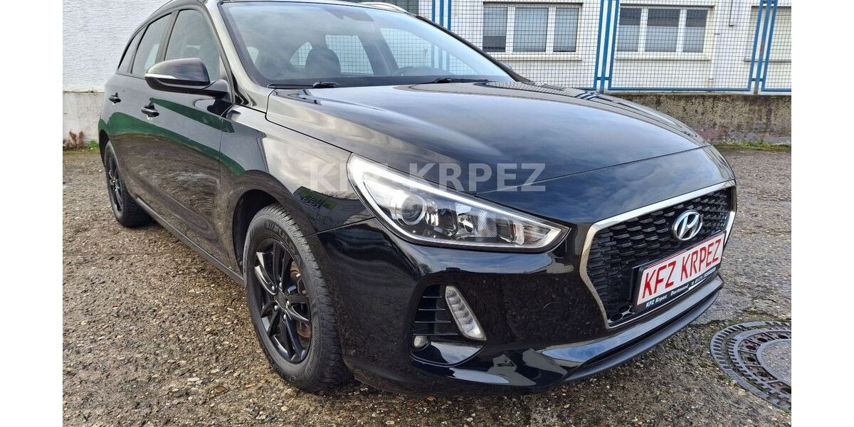 Hyundai i30 143.200 km 8.990 &euro; Unna 59423