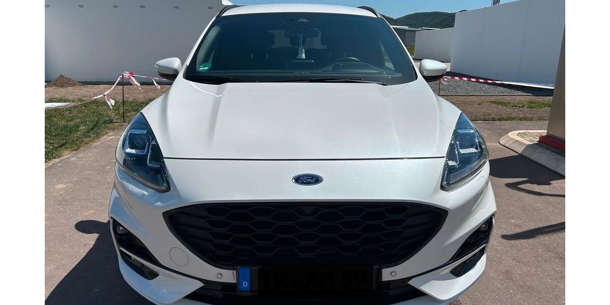 Ford Kuga 102.000 km 21.600 &euro; Trassem 54441