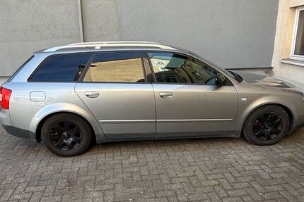 Audi A4 220.000 km 1.400 &euro; Eisenach 99817