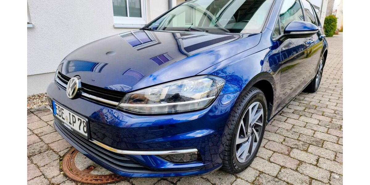 VW Golf 103.000 km 14.400 &euro; Poing 85586