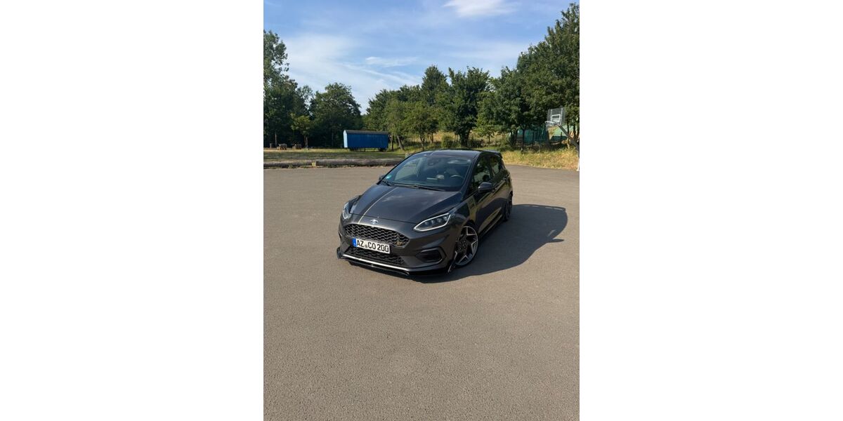 Ford Fiesta 97.000 km 14.999 &euro; Wörrstadt 55286