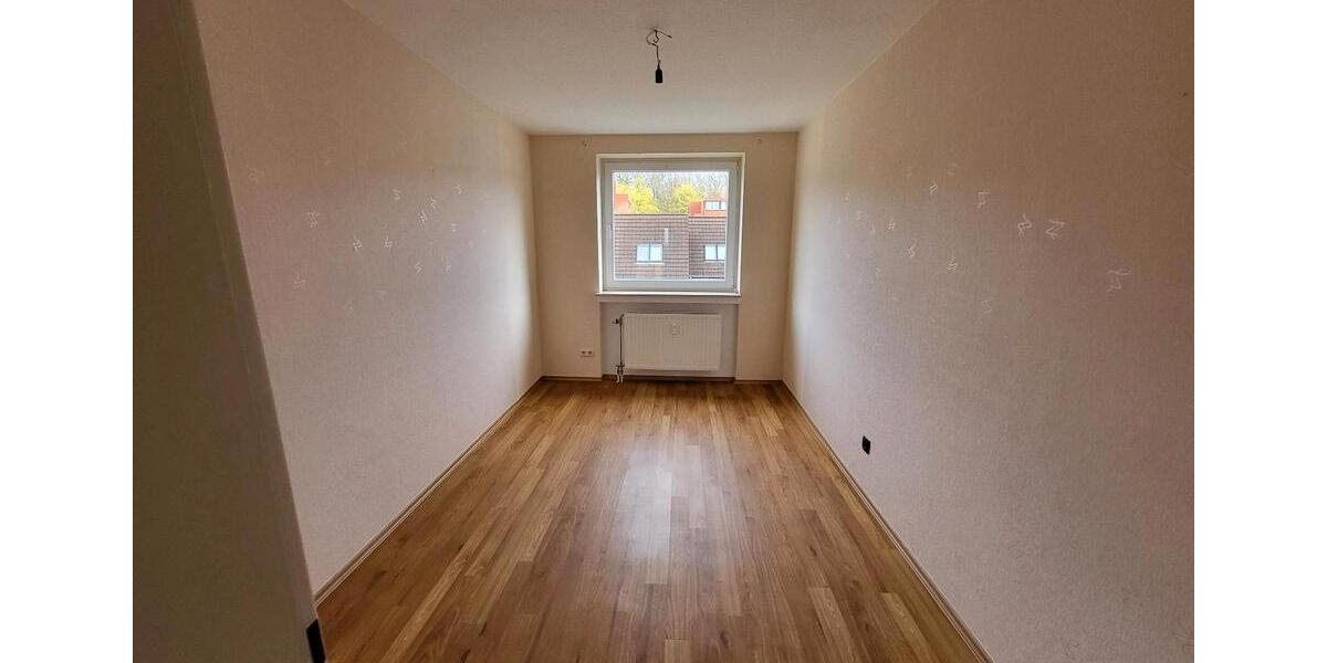 Etagenwohnung Hameln Kernstadt - 4 Zimmer, 100 m&sup2;, 189.000&euro; | Angebot:26270147