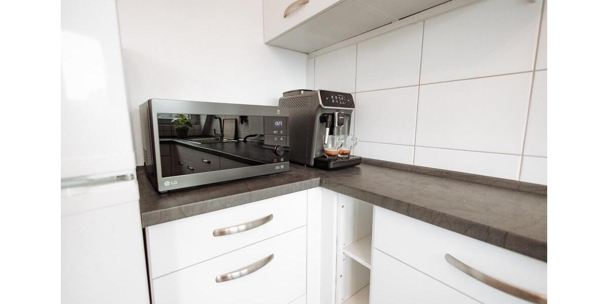 Dachgeschoßwohnung Neuss - 2.5 Zimmer, 67 m&sup2;, 1.150&euro; | Angebot:24693714