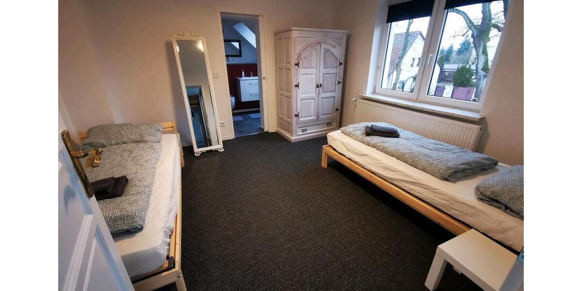 Etagenwohnung Heidesee - 10 Zimmer, 270 m&sup2;, 25&euro; | Angebot:10157614