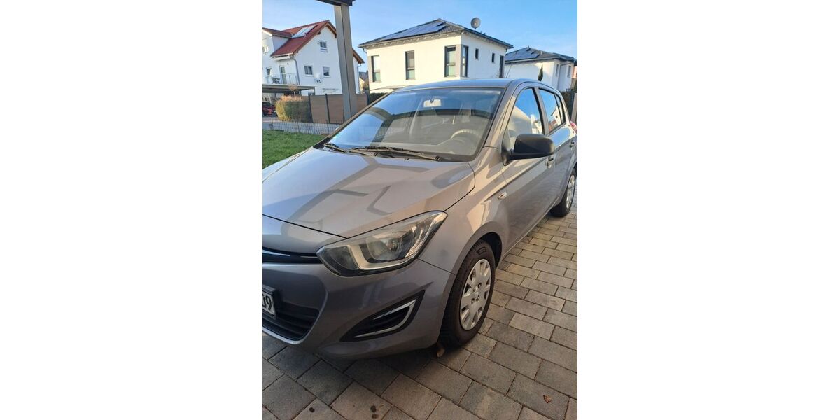 Hyundai i20 117.500 km 2.800 &euro; Neulußheim 68809