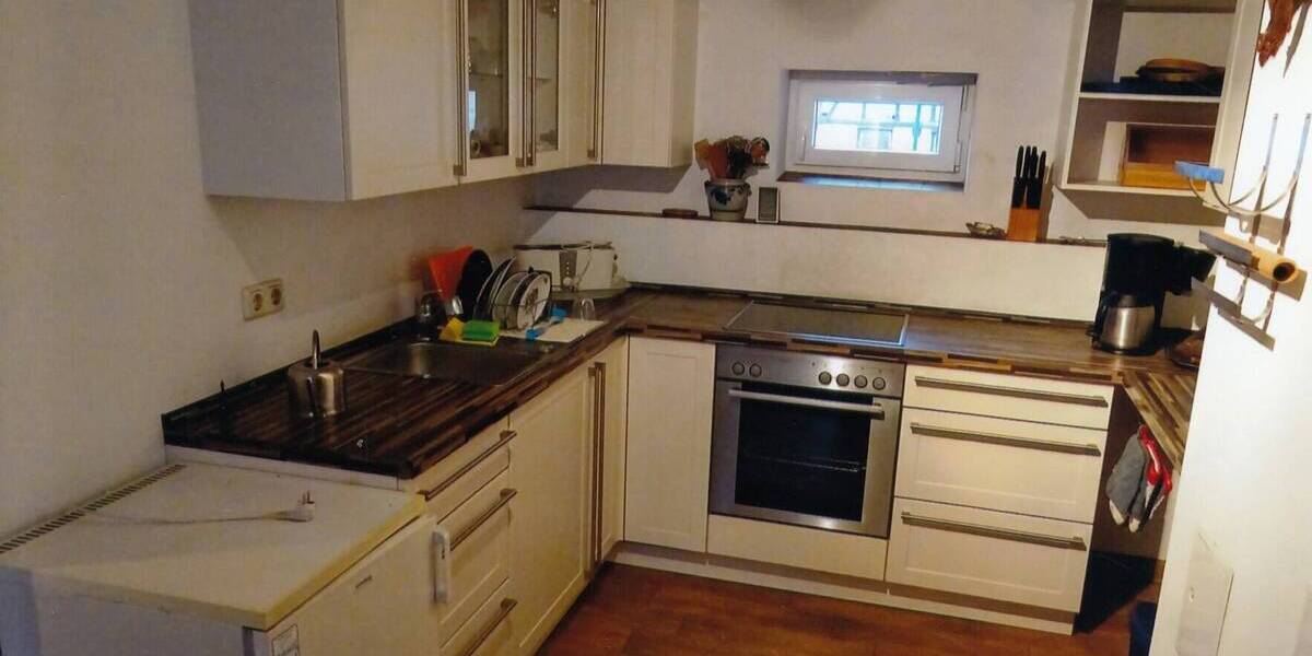 Etagenwohnung Grabfeld Jüchsen - 1 Zimmer, 237 m&sup2;, 48.000&euro; | Angebot:19305444