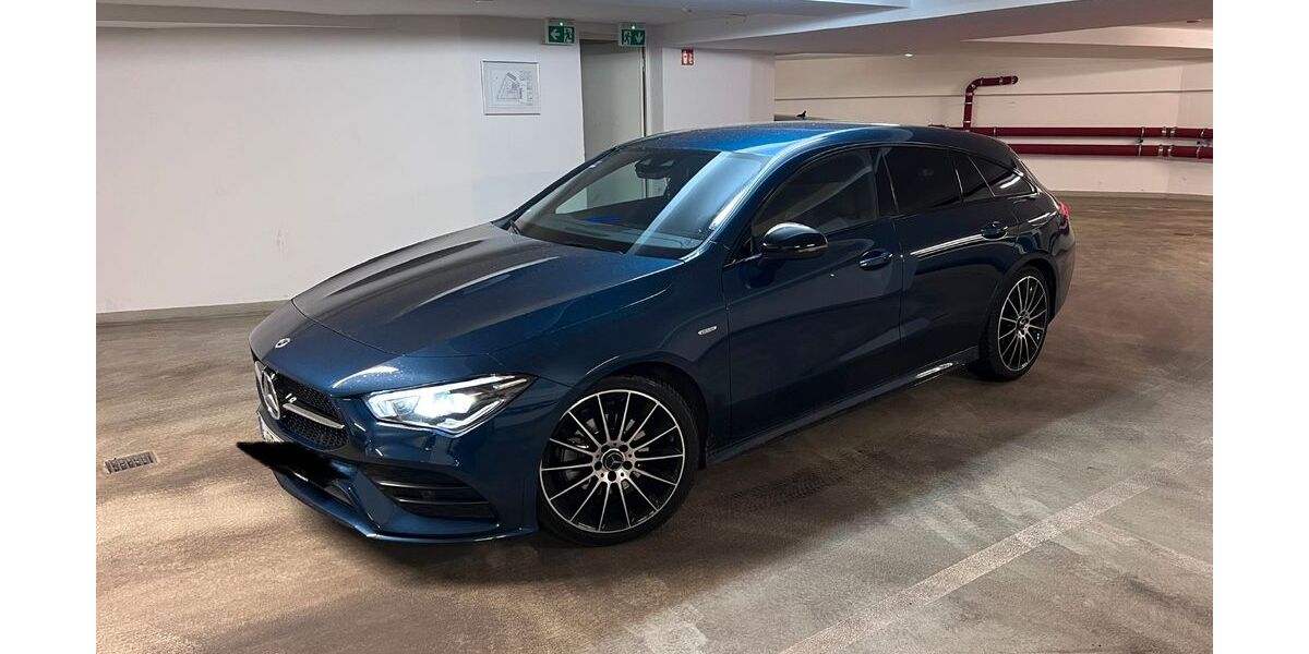 Mercedes-Benz CLA 200 Shooting Brake 53.000 km 26.500 &euro; Berlin 13086