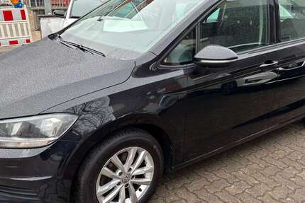 VW Touran 187.000 km 13.950 &euro; Hamburg 22767