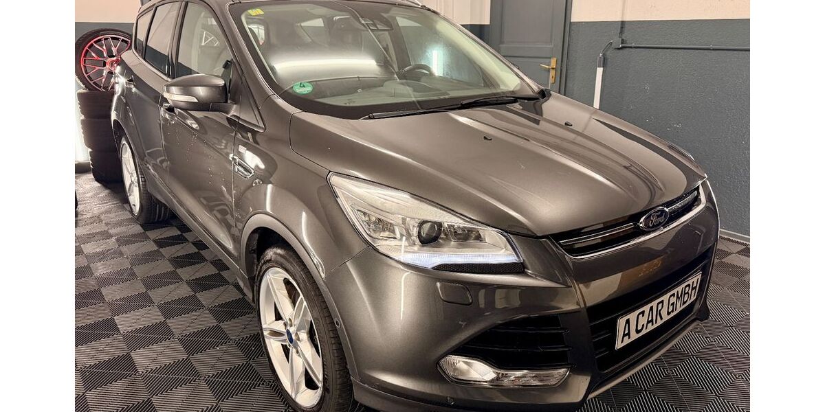 Ford Kuga 163.768 km 9.490 &euro; München 81241