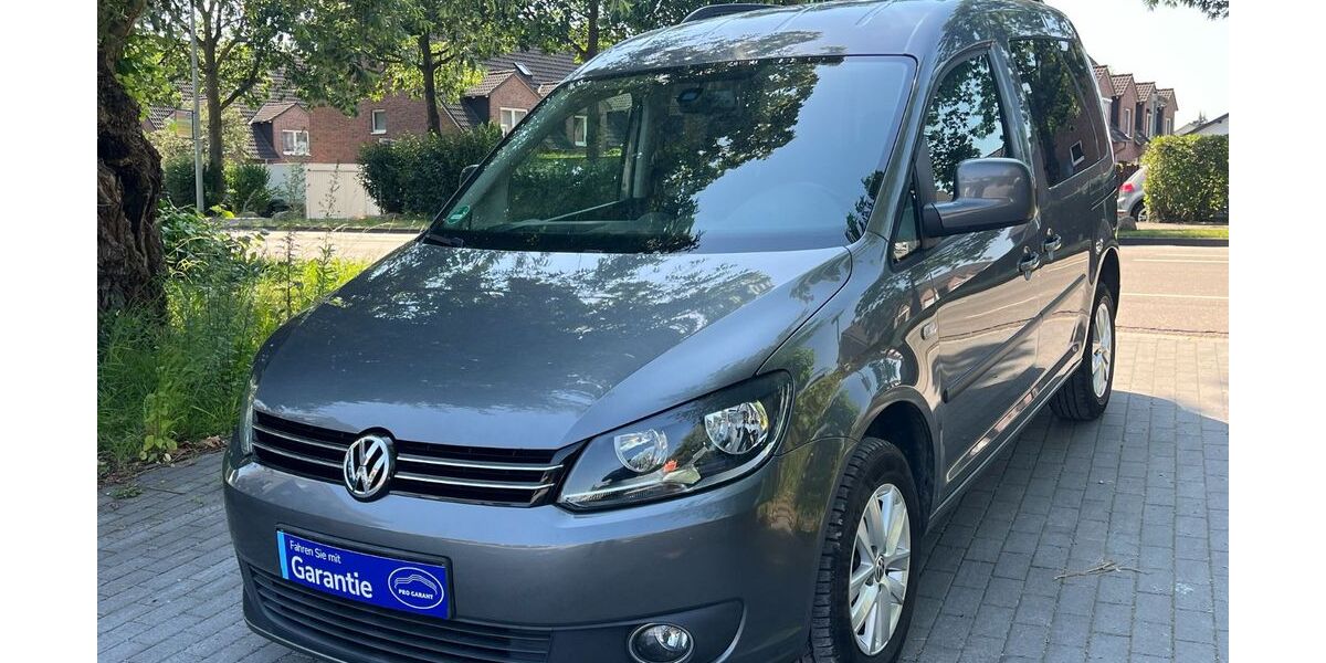 VW Caddy 158.010 km 8.990 &euro; Paderborn 33100
