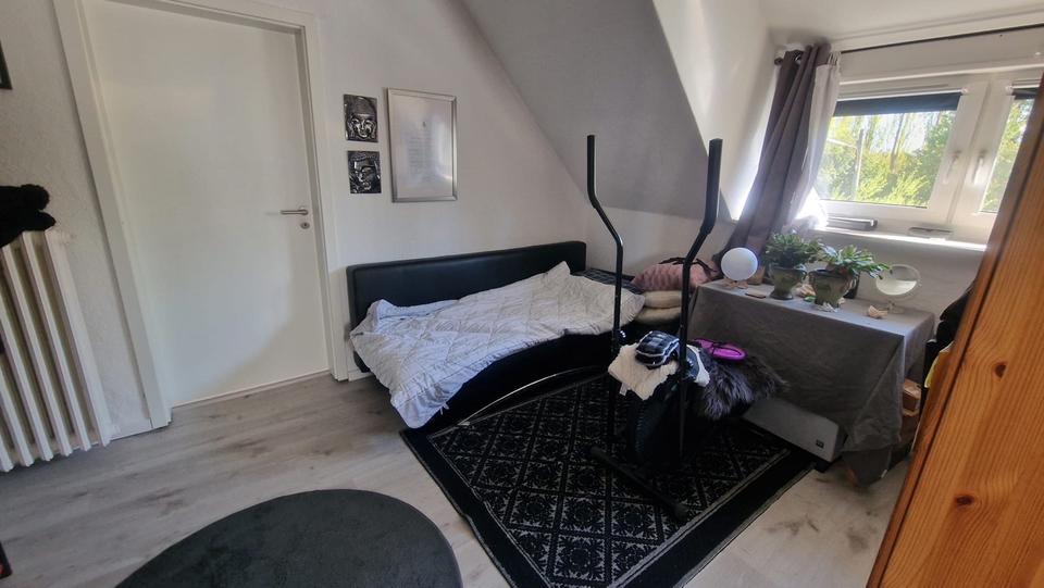 Dachgeschoßwohnung Enger - 3 Zimmer, 80 m&sup2;, 630&euro; | Angebot:26302927