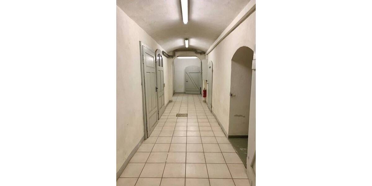 Gewerbeobjekt Reichenbach - 7 Zimmer, 180.000&euro; | Angebot:25662103