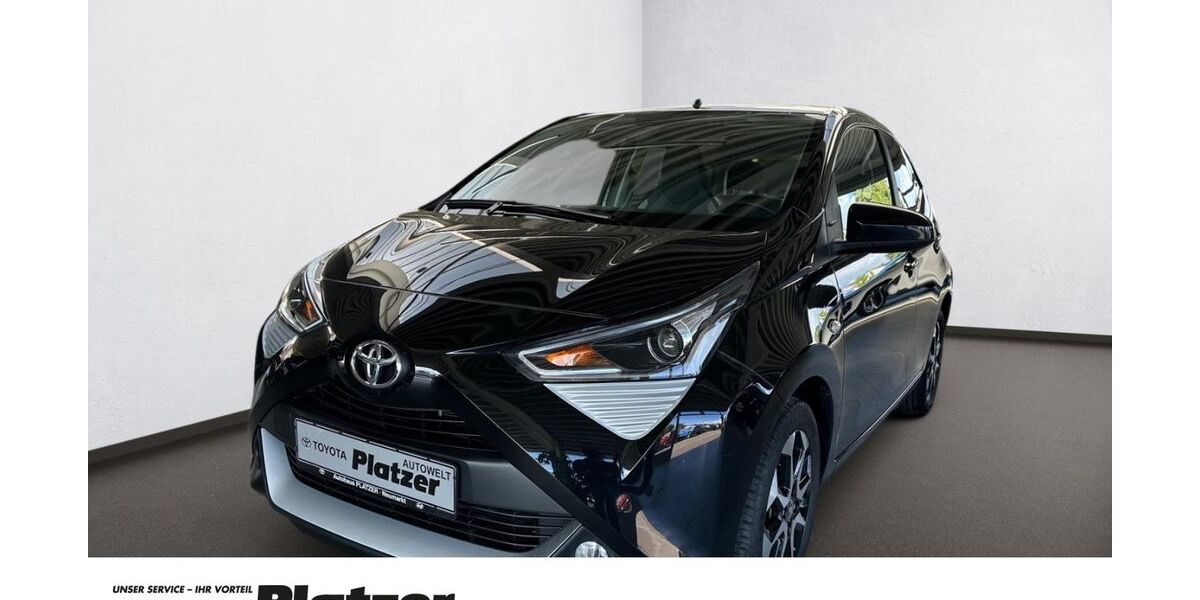 Toyota Aygo (X) 27.783 km 10.980 &euro; Neumarkt 92318
