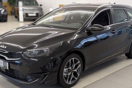 Kia ceed / Ceed 4.500 km 31.450 &euro; Landau 76829