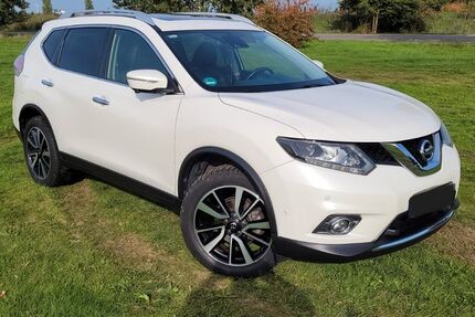 Nissan X-Trail 160.500 km 12.700 &euro; Karlsruhe 76189