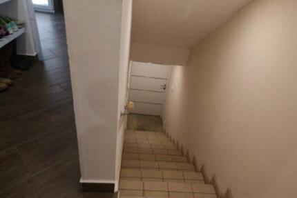 Schöne Wohnung im Dreiseitenhof 3 zimmer