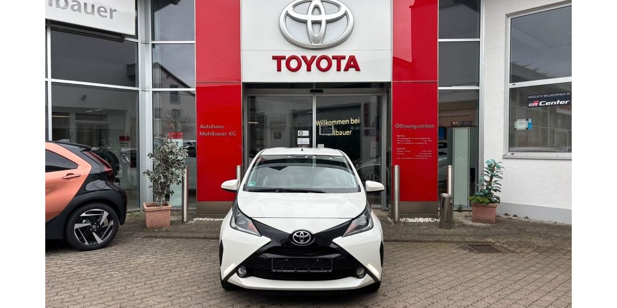 Toyota Aygo (X) 105.510 km 7.990 &euro; Neufarn 85646