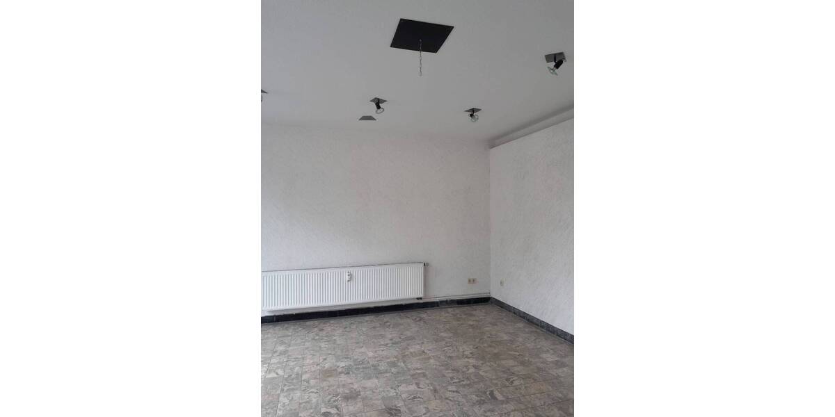 Gewerbeobjekt Plauen Stadtmitte - 2 Zimmer, 230&euro; | Angebot:26886387