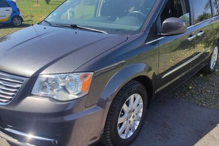 Chrysler Grand Voyager 205.000 km 4.900 &euro; Stuttgart 70195
