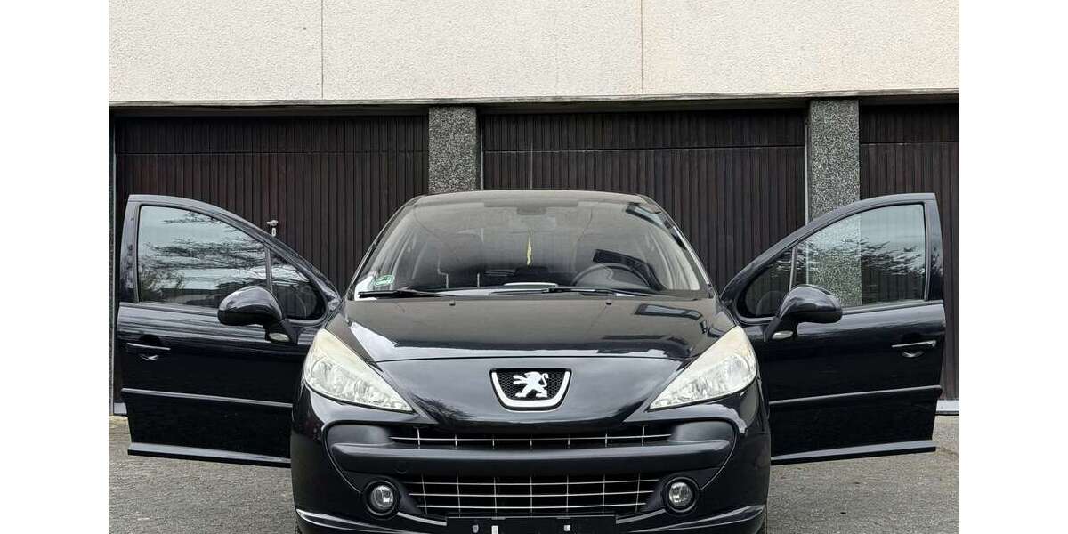 Peugeot 207 180.000 km 1.599 &euro; rösrath 51503