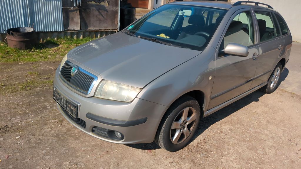 Skoda Fabia 181.000 km 1.500 &euro; Bad Belzig 14806