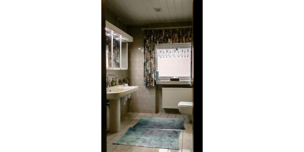 Doppelhaushälfte Kaarst - 5 Zimmer, 120 m&sup2;, 470.000&euro; | Angebot:24738103