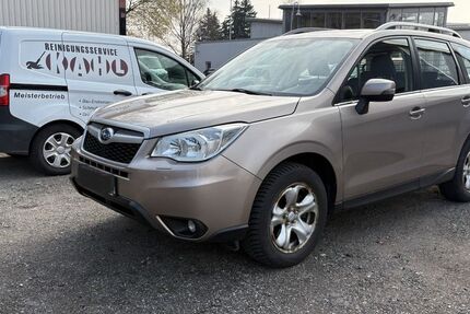 Subaru Forester 128.210 km 10.750 &euro; Ilmenau 98693