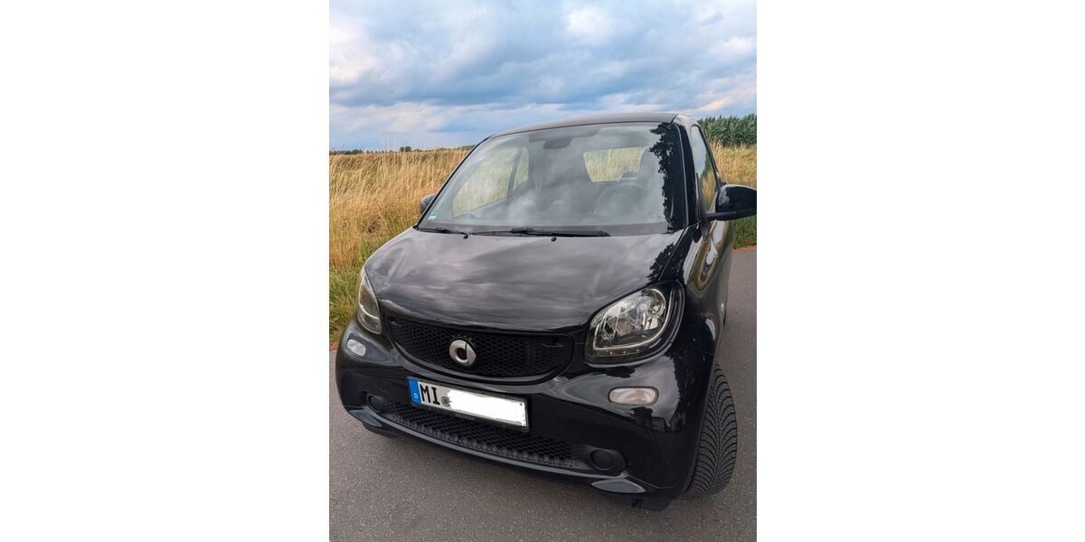 Smart ForTwo 61.400 km 9.399 &euro; Minden 32427
