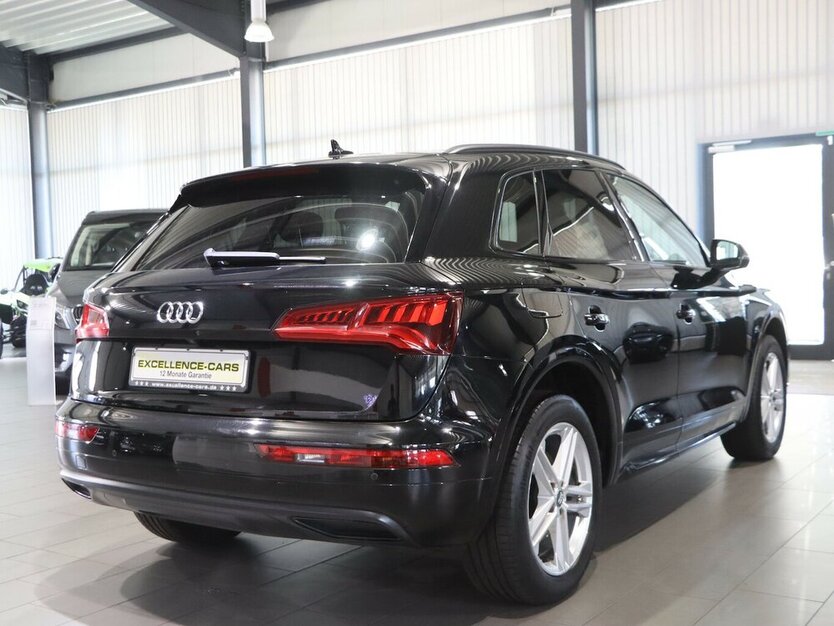 Audi Q5 40 TDI QUATTRO S-LINE SPORT BLACK / PANORAMA 192.000 km 24.111 € Hamm 59077