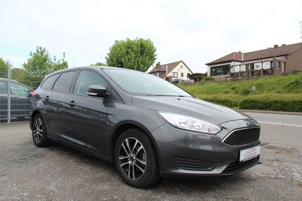 Ford Focus 53.730 km 7.999 &euro; Herzberg am Harz 37412