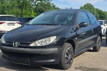 Peugeot 206 147.000 km 899 &euro; Merzig 66663