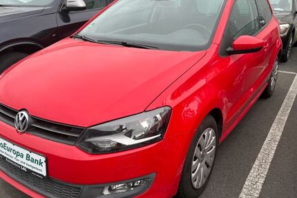 VW Polo 128.749 km 8.490 &euro; Fürth 90763
