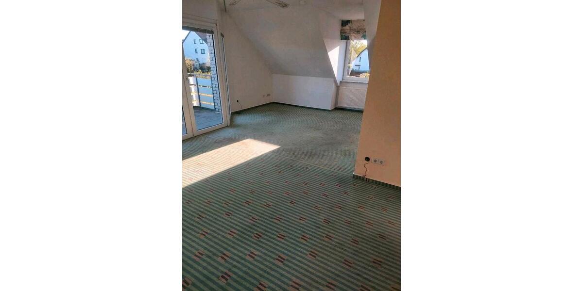 Dachgeschoßwohnung Bielefeld Jöllenbeck - 2 Zimmer, 63 m&sup2;, 620&euro; | Angebot:26397793