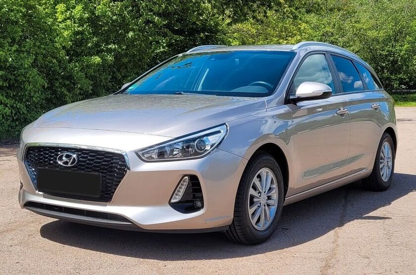 i30