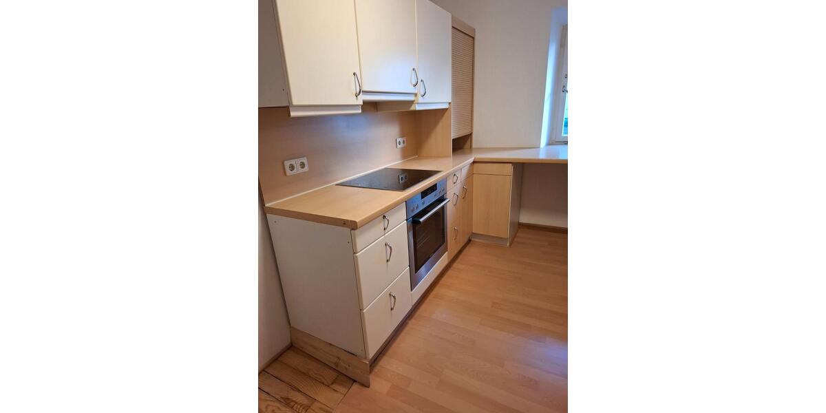 Etagenwohnung Cadolzburg - 2 Zimmer, 65 m&sup2;, 680&euro; | Angebot:26233587