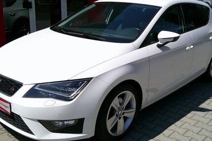 Seat Leon 110.681 km 10.900 &euro; Steinigtwolmsdorf 01904