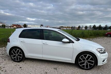 VW Golf 99.980 km 15.950 &euro; Augsburg 86169