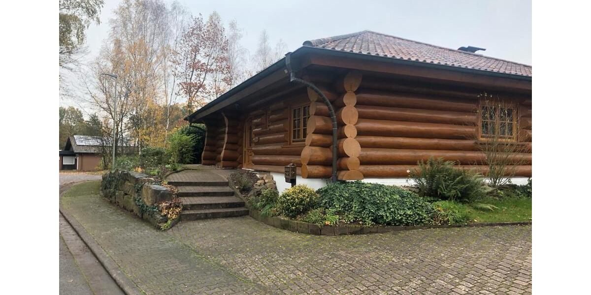 Villa Bruchmühlbach-Miesau Miesau - 6 Zimmer, 270 m&sup2;, 2.400&euro; | Angebot:26397687