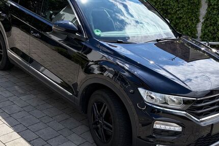 VW T-Roc 31.000 km 21.499 &euro; Rosenfeld 72348