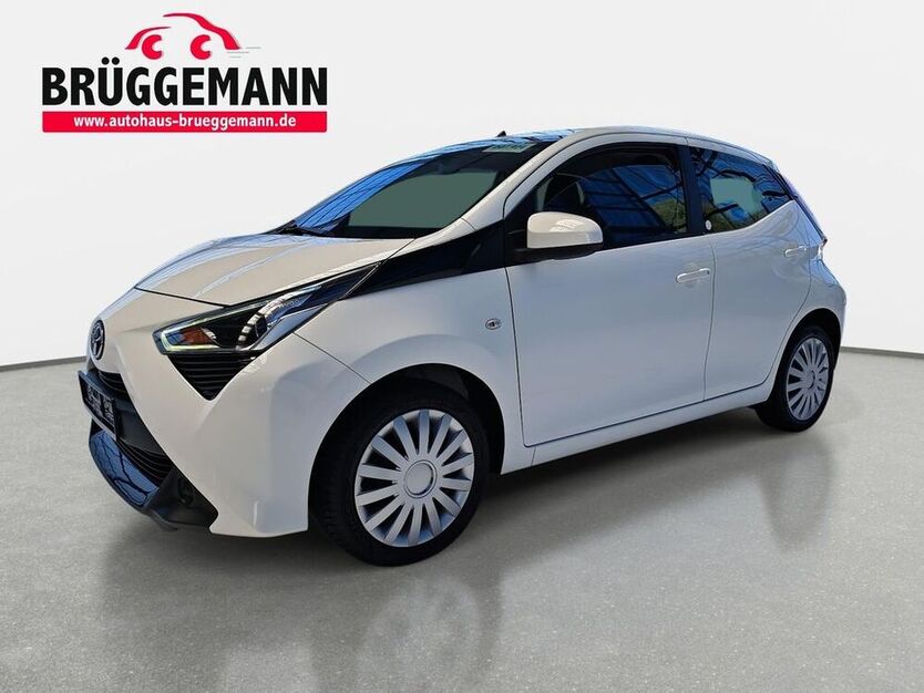 Aygo (X)