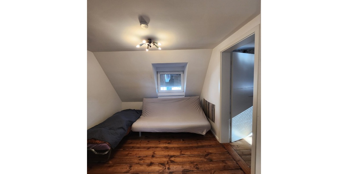 Stilvoll renovierte Doppelhaushälfte aus Sandstein in naturnaher Lage von Kaiserslautern-Morlautern 6 zimmer