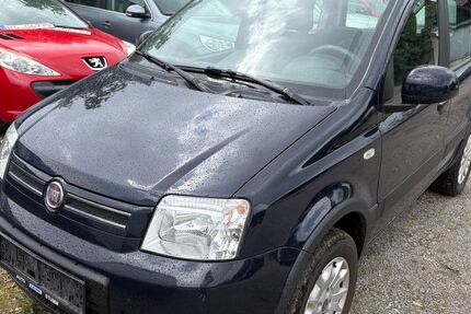Fiat Panda 134.000 km 2.699 &euro; Rosenheim 83022