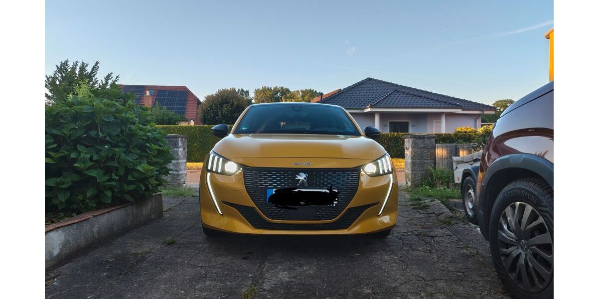 Peugeot 208 135.670 km 11.500 &euro; Delitzsch 04509