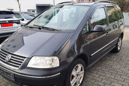 VW Sharan 323.170 km 2.999 € Hanau 63450