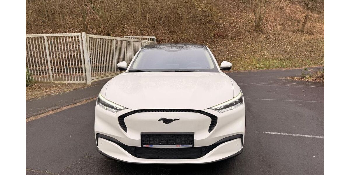Ford Mustang Mach-E 6.698 km 36.900 &euro; Hann. Münden 34346
