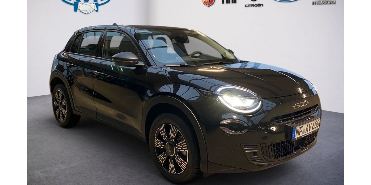 Fiat 600 6.250 km 23.990 &euro; Husum 25813