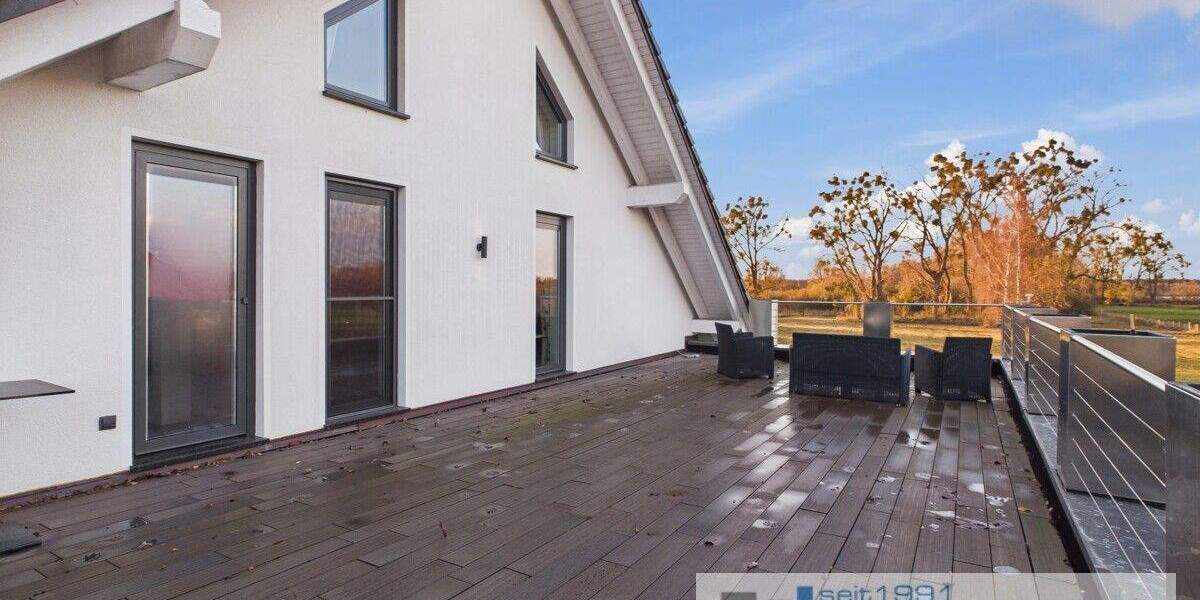 Einfamilienhaus Rechlin - 6 Zimmer, 330 m&sup2;, 1.350.000&euro; | Angebot:25665597