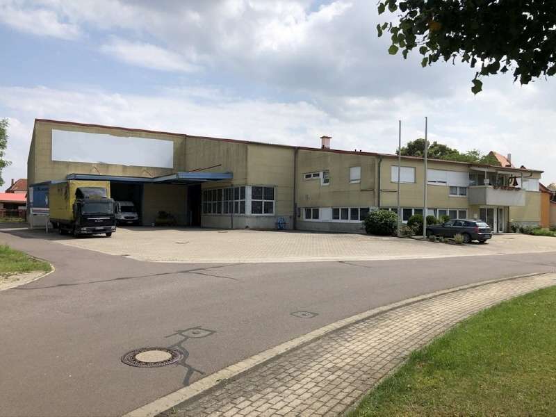 Halle in Kieritzsch 880.000 € 1000 m²