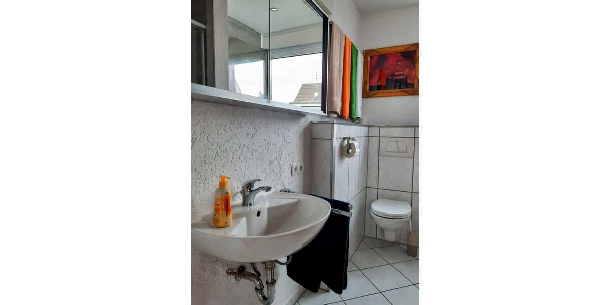 Etagenwohnung Fellbach Oeffingen - 3 Zimmer, 80 m&sup2;, 1.200&euro; | Angebot:26615257