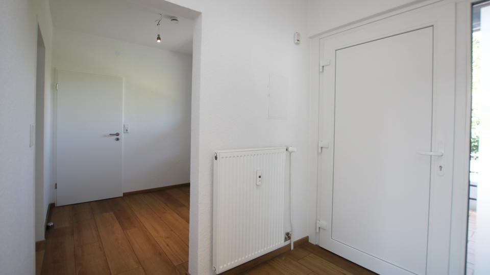 Erdgeschoßwohnung Edewecht - 2 Zimmer, 69 m&sup2;, 600&euro; | Angebot:26354076